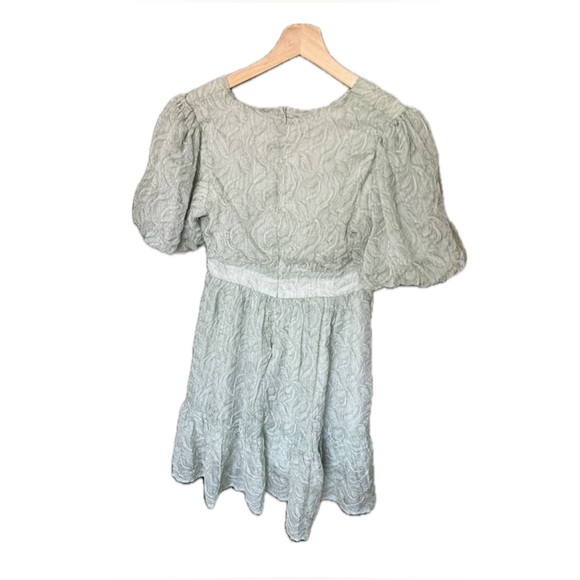 Lulu’s Romantic Waltz Sage Green Organza Puff Sleeve Mini Dress. Size: Small - Picture 4 of 8